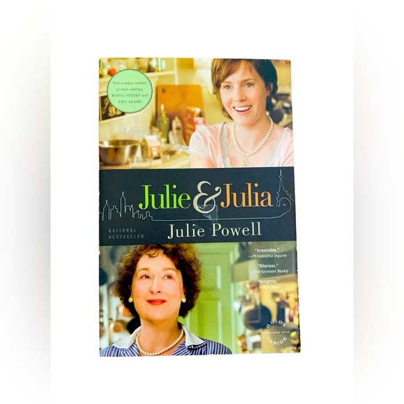 Julie & Julia by Julie Powell Julia child cooking novel fiction beach read - Picture 1 of 5